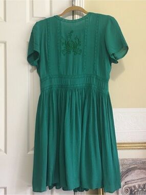 ASOS Green Embroidered Short-Sleeve 100% Cotton 90’s FEEL Dress